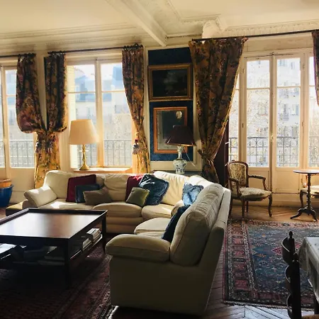 Living - Duquesne Apartment *